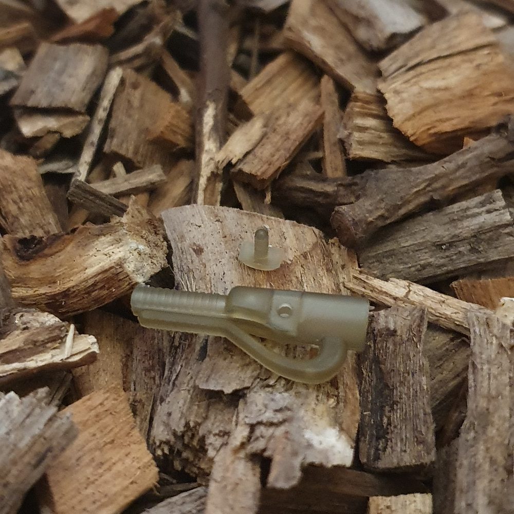 Lead clip with pin - trans brown