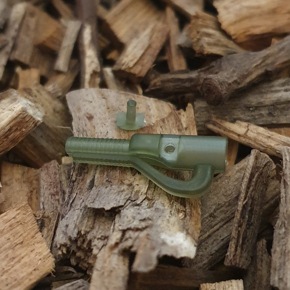 Lead clip with pin - trans green